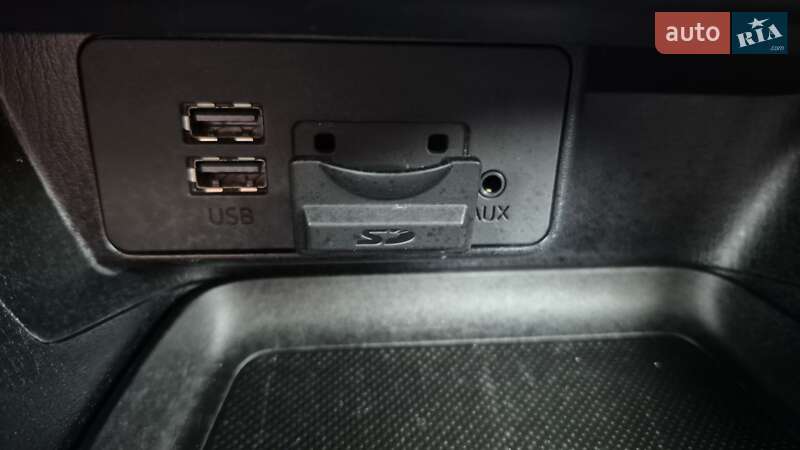 Седан Mazda 3 2017 в Киеве фото 43 Седан Mazda 3 2017 в Киеве