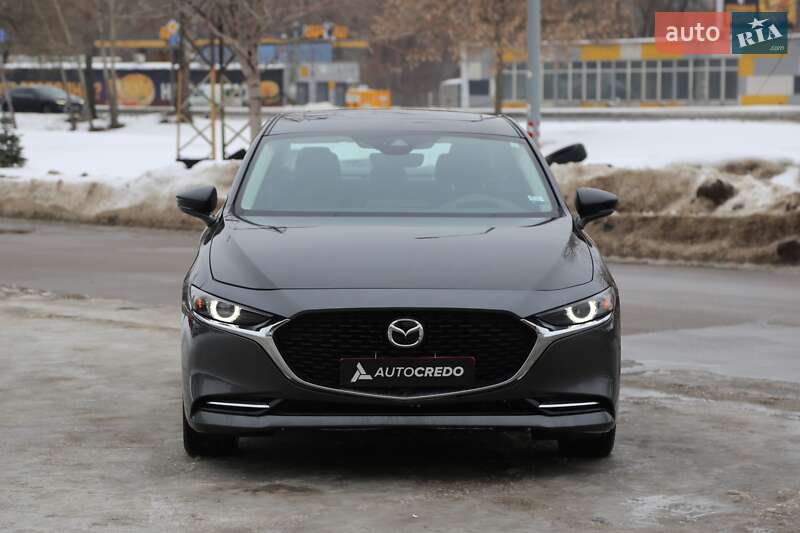 Седан Mazda 3 2021 в Киеве