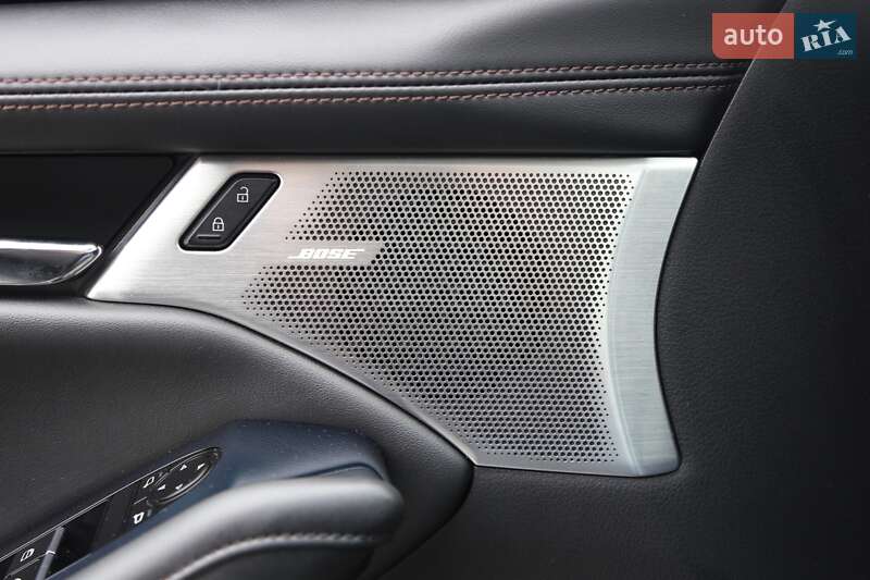 Седан Mazda 3 2021 в Киеве