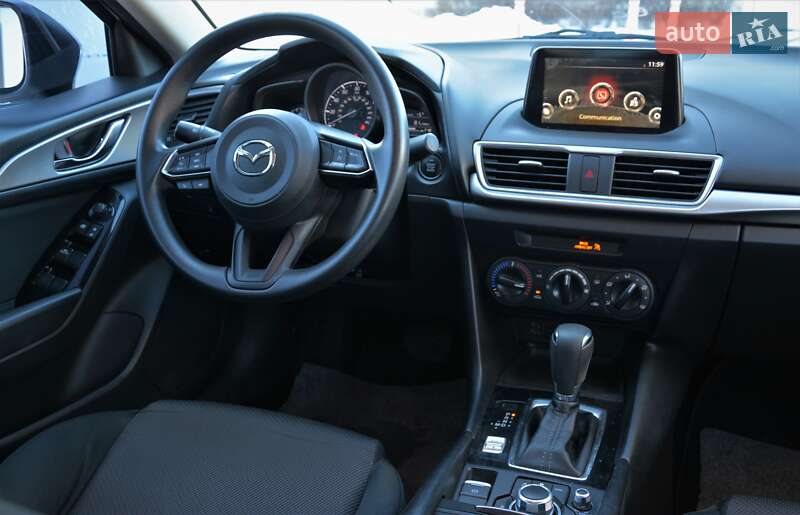 Седан Mazda 3 2017 в Києві фото 16 Седан Mazda 3 2017 в Києві