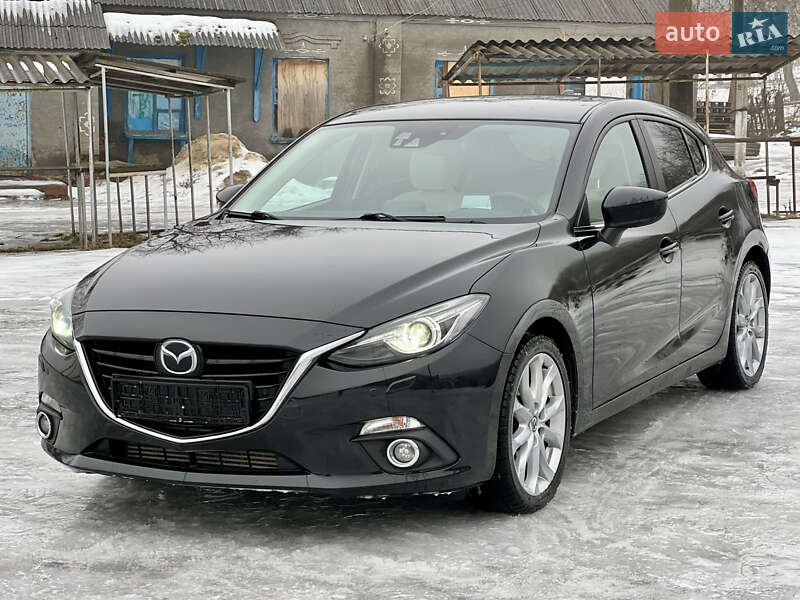 Хетчбек Mazda 3 2015 в Валках