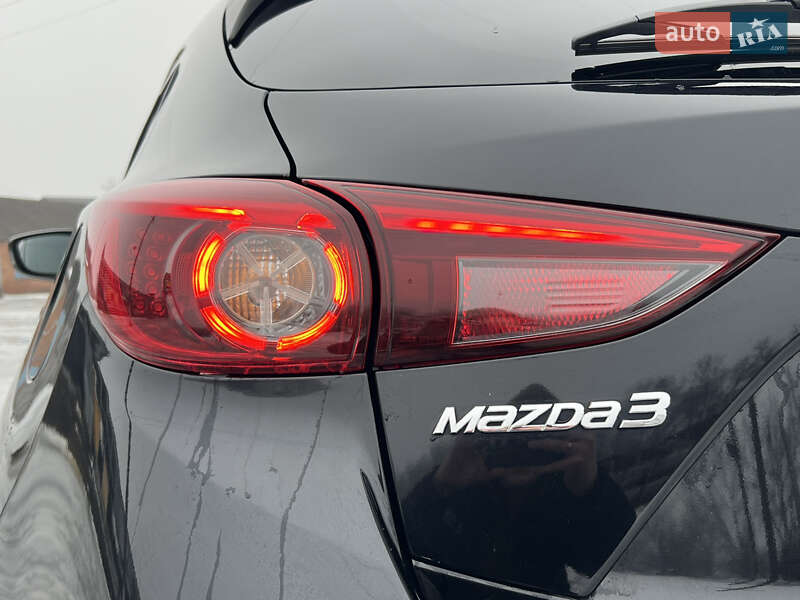 Хетчбек Mazda 3 2015 в Валках