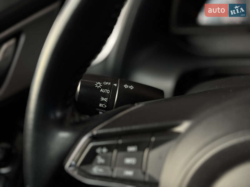 Хэтчбек Mazda 3 2018 в Киеве