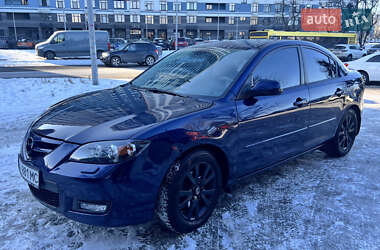 Седан Mazda 3 2009 в Киеве