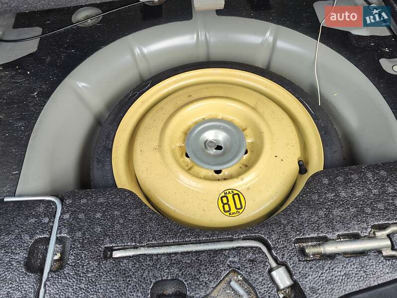 Хетчбек Mazda 3 2008 в Києві