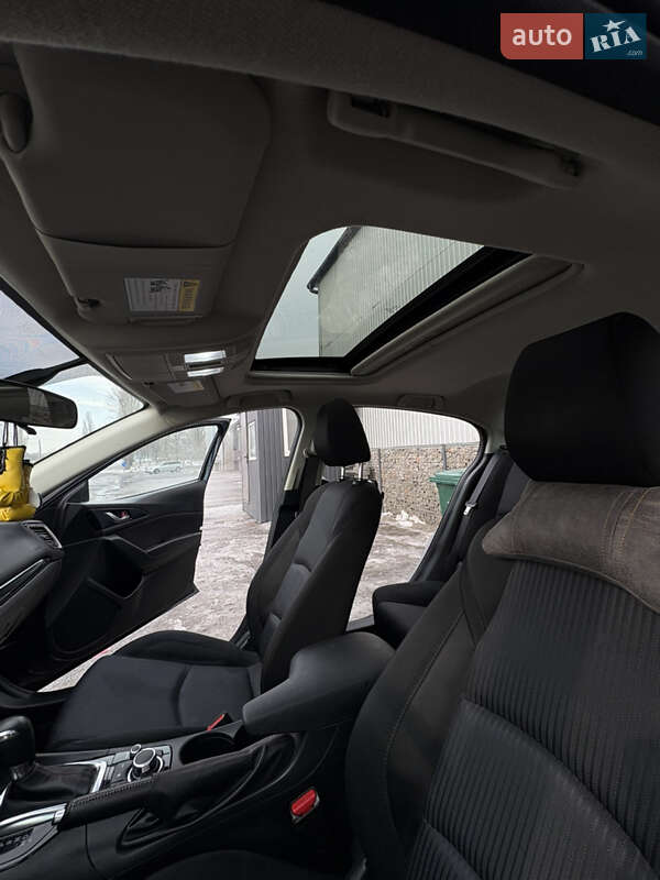 Седан Mazda 3 2016 в Киеве фото 16 Седан Mazda 3 2016 в Киеве