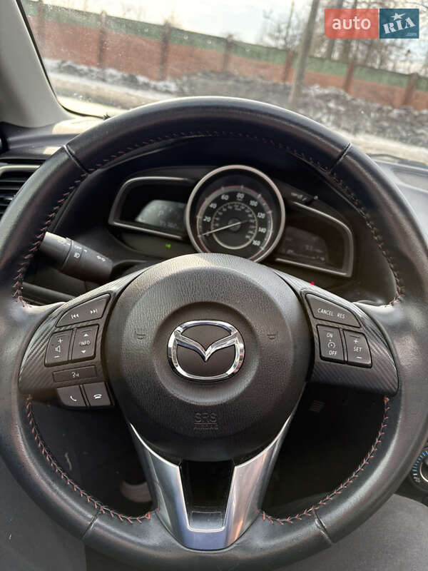 Седан Mazda 3 2016 в Киеве фото 28 Седан Mazda 3 2016 в Киеве