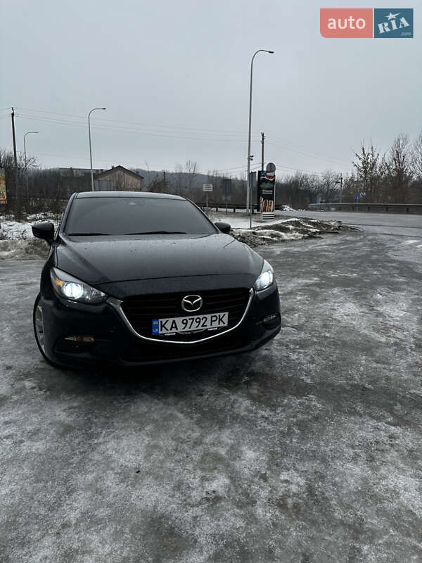 Седан Mazda 3 2017 в Киеве фото 13 Седан Mazda 3 2017 в Киеве