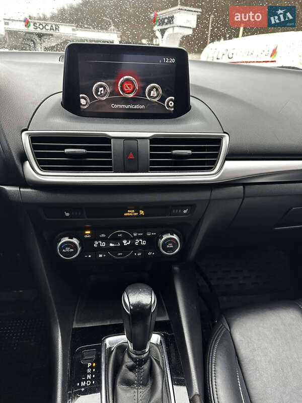 Седан Mazda 3 2017 в Киеве фото 20 Седан Mazda 3 2017 в Киеве