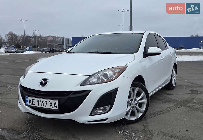 Седан Mazda 3 2010 в Дніпрі