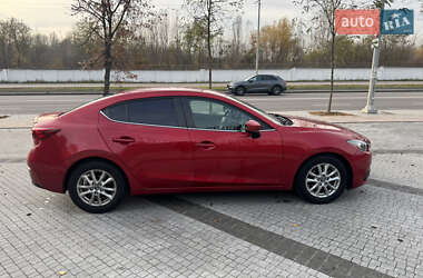 Седан Mazda 3 2014 в Киеве