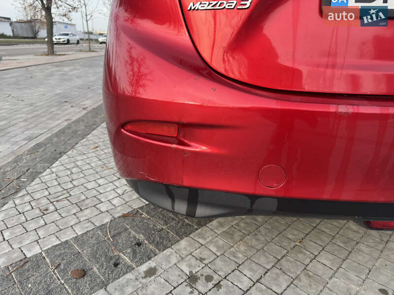 Седан Mazda 3 2014 в Киеве