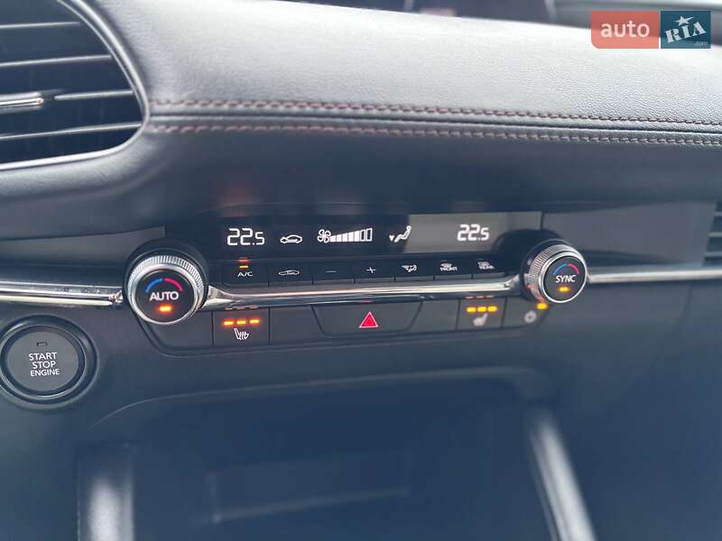 Седан Mazda 3 2024 в Коломые