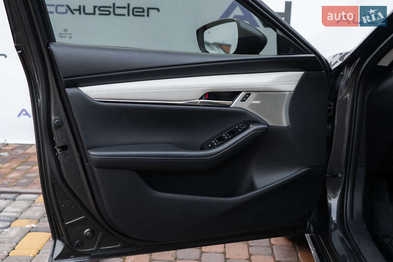 Седан Mazda 3 2020 в Киеве