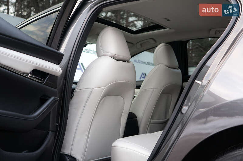 Седан Mazda 3 2020 в Киеве