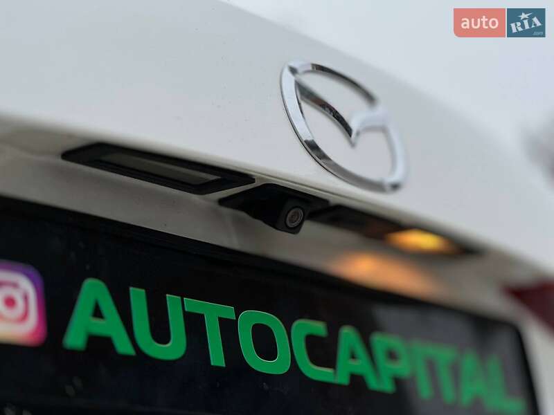 Седан Mazda 3 2017 в Києві фото 12 Седан Mazda 3 2017 в Києві
