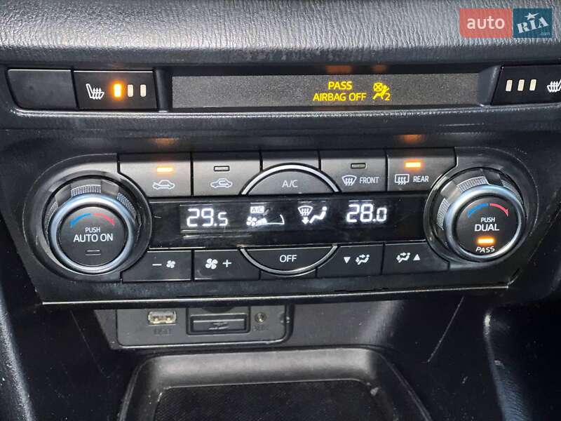 Седан Mazda 3 2017 в Києві фото 23 Седан Mazda 3 2017 в Києві