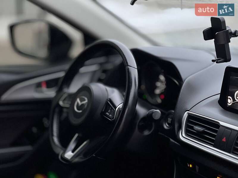 Седан Mazda 3 2017 в Києві фото 42 Седан Mazda 3 2017 в Києві