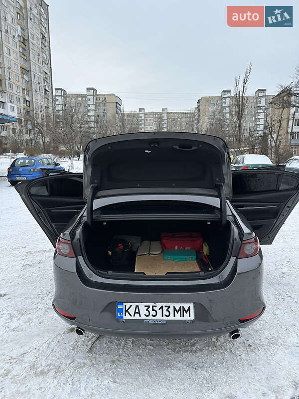 Седан Mazda 3 2020 в Киеве