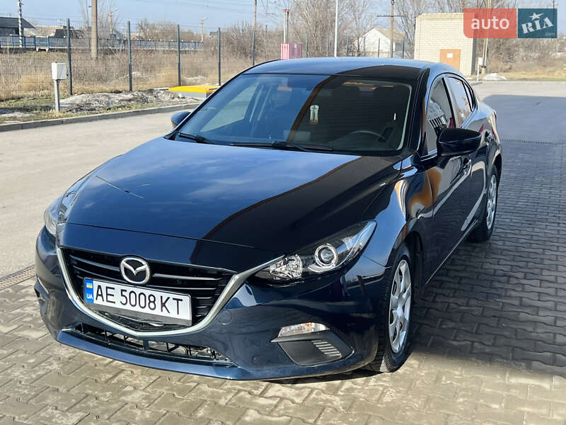 Mazda 3 2015