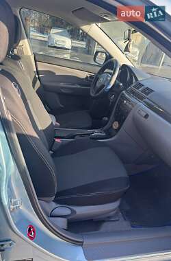 Седан Mazda 3 2008 в Березане