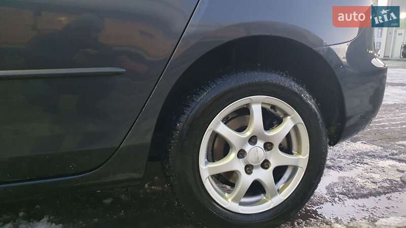 Хэтчбек Mazda 3 2007 в Виннице