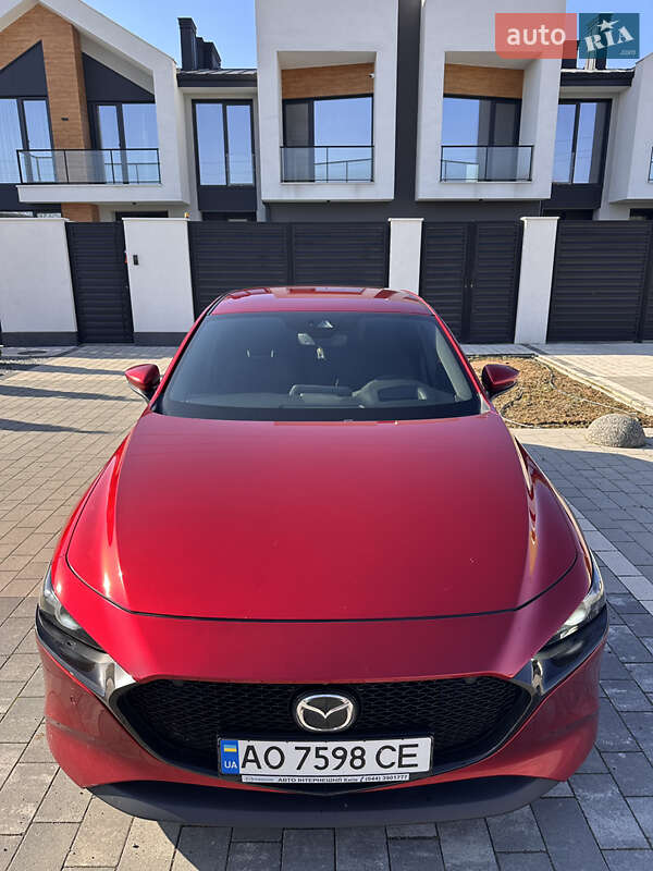 Хэтчбек Mazda 3 2019 в Ужгороде