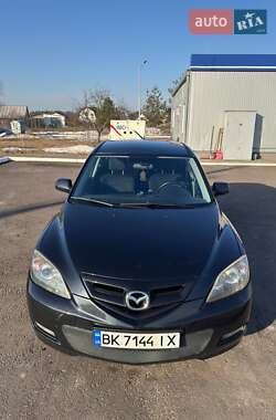 Хэтчбек Mazda 3 2007 в Сарнах