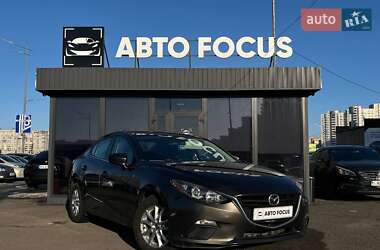 Седан Mazda 3 2016 в Киеве
