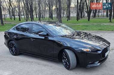 Седан Mazda 3 2018 в Запорожье