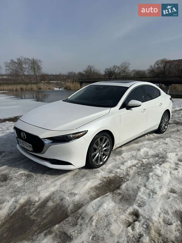 Седан Mazda 3 2019 в Харькове