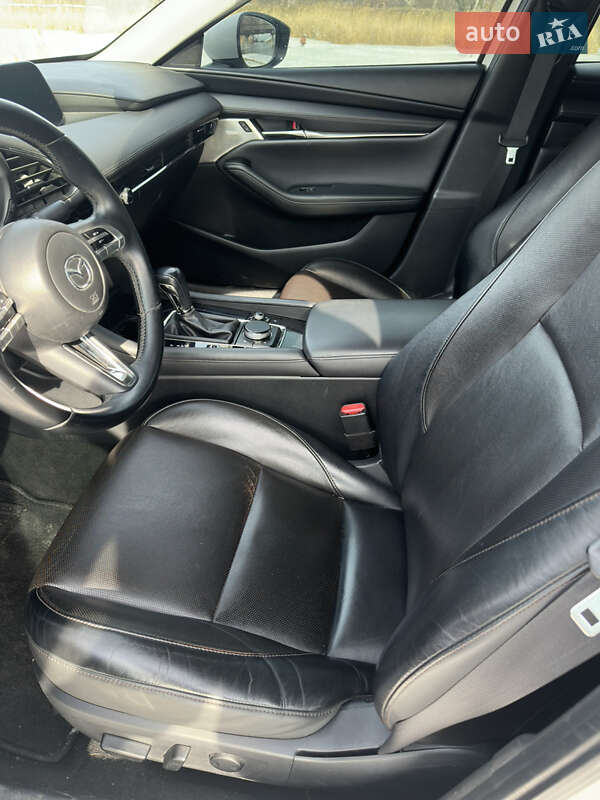 Седан Mazda 3 2019 в Харькове