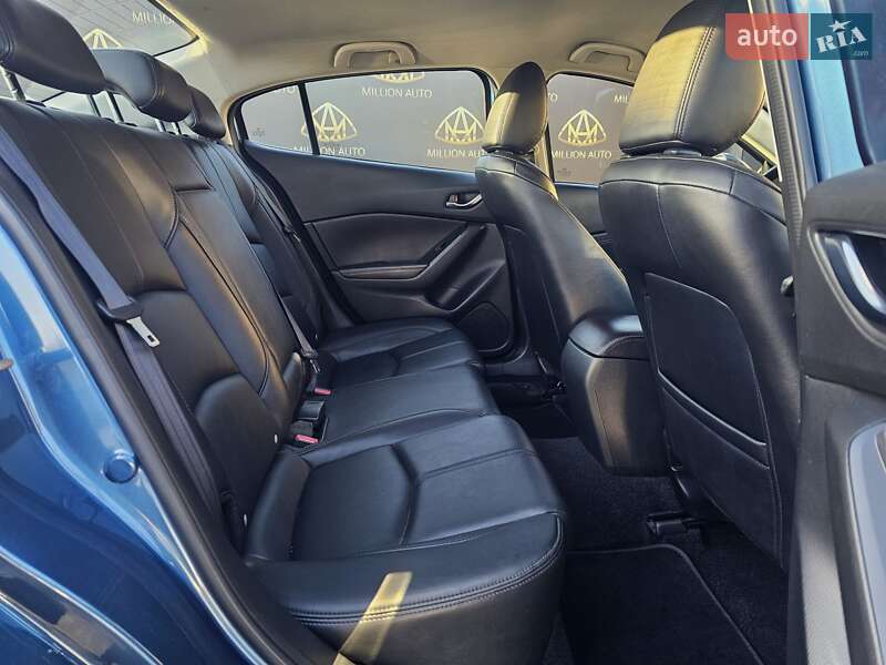 Седан Mazda 3 2016 в Києві фото 14 Седан Mazda 3 2016 в Києві