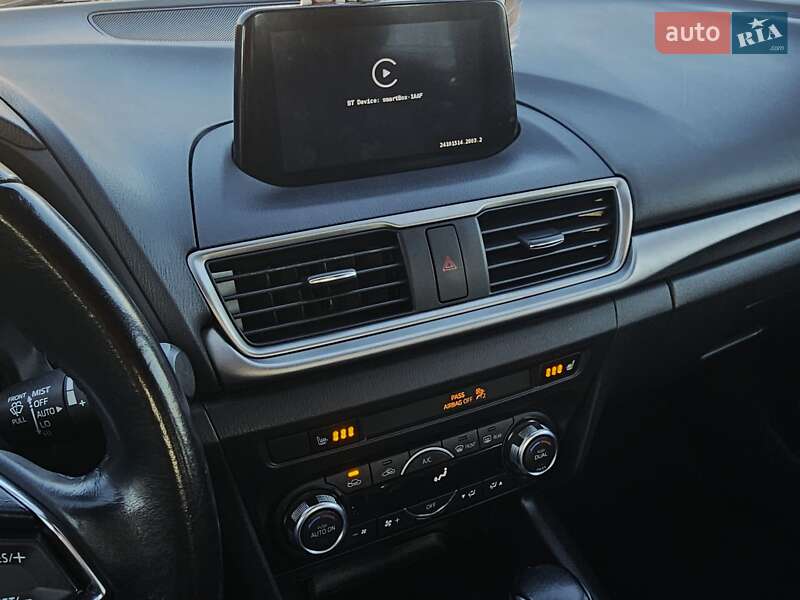 Седан Mazda 3 2016 в Києві фото 28 Седан Mazda 3 2016 в Києві