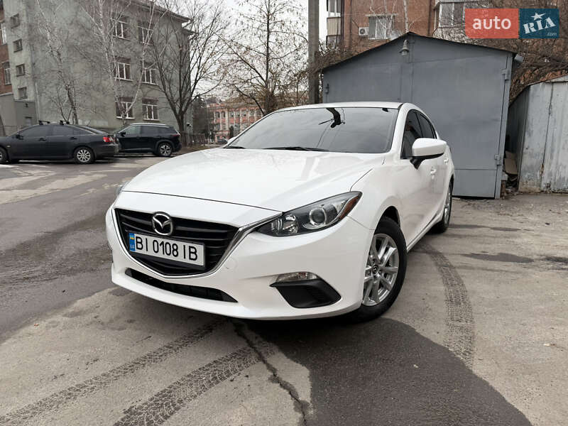 Седан Mazda 3 2016 в Полтаве