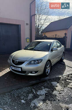 Седан Mazda 3 2003 в Луцке