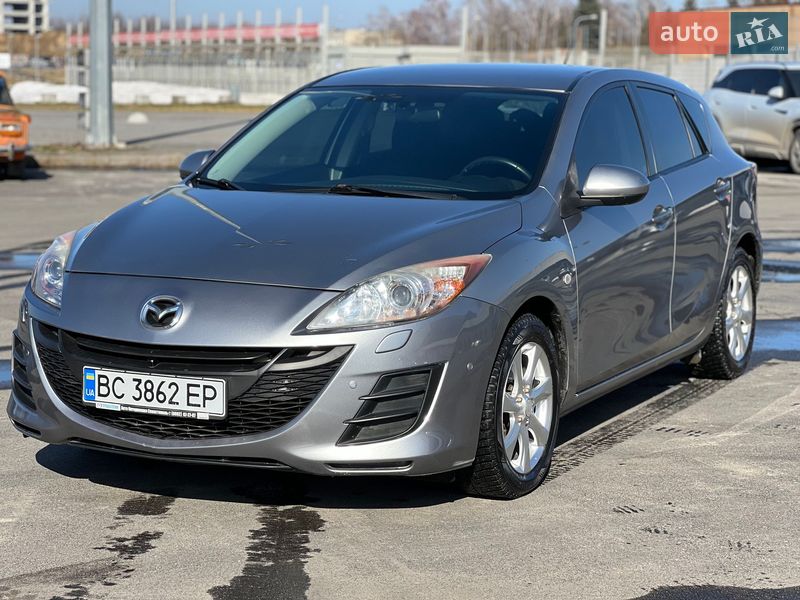 Хэтчбек Mazda 3 2011 в Львове