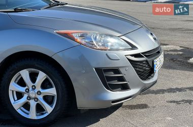 Хэтчбек Mazda 3 2011 в Львове