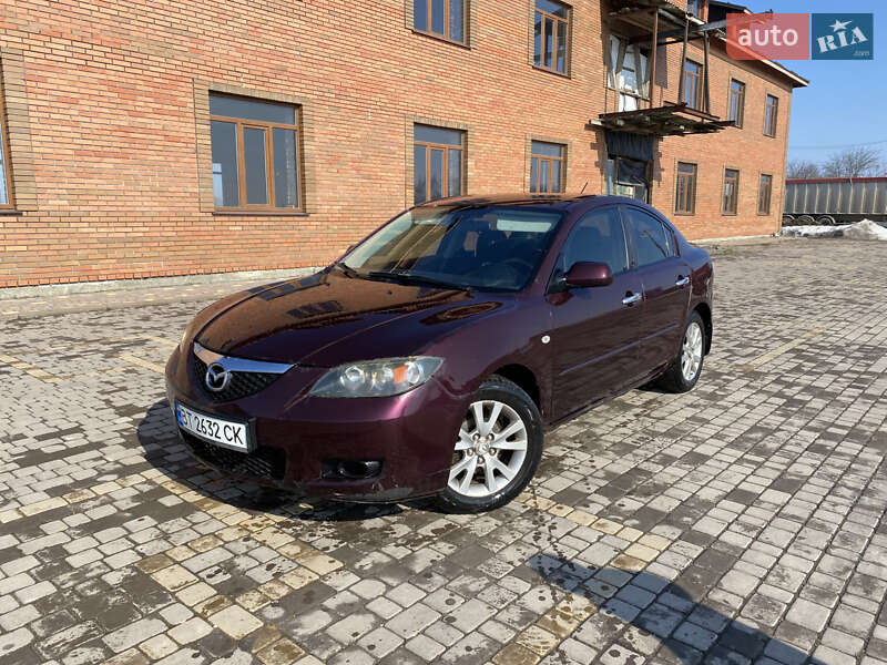 Седан Mazda 3 2006 в Теофіполі