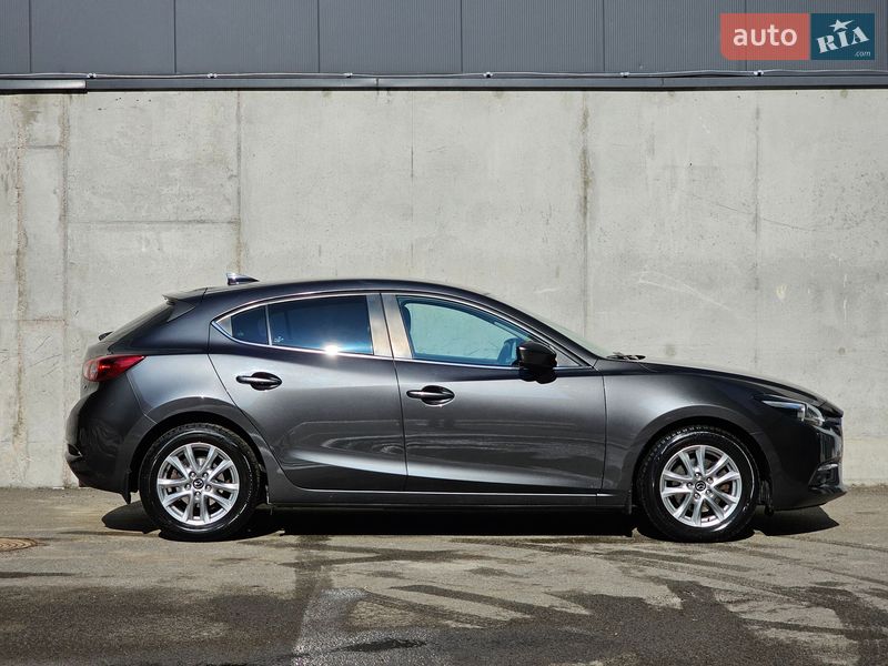 Хетчбек Mazda 3 2017 в Києві фото 6 Хетчбек Mazda 3 2017 в Києві