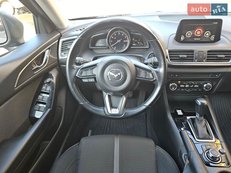 Хетчбек Mazda 3 2017 в Києві фото 16 Хетчбек Mazda 3 2017 в Києві