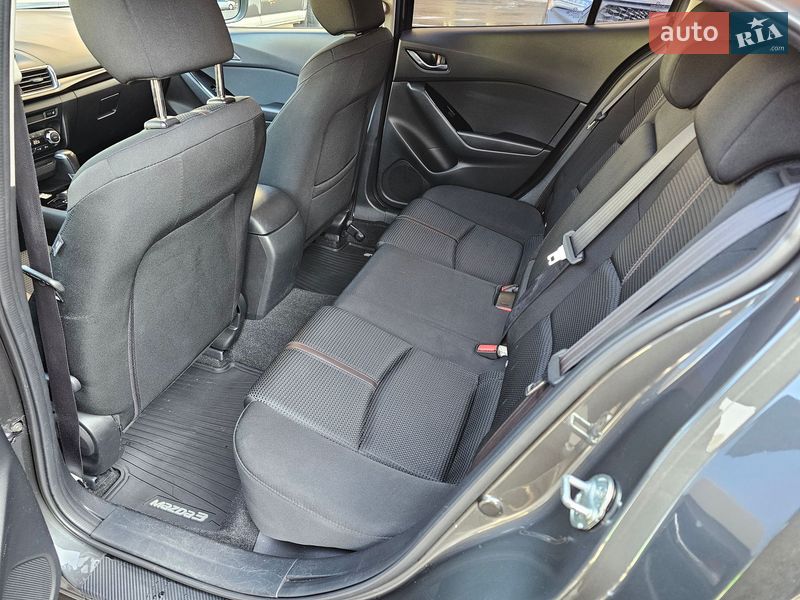 Хетчбек Mazda 3 2017 в Києві фото 36 Хетчбек Mazda 3 2017 в Києві