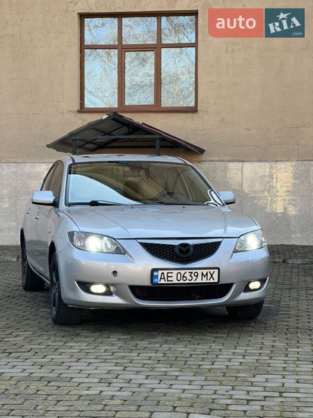 Седан Mazda 3 2006 в Николаеве