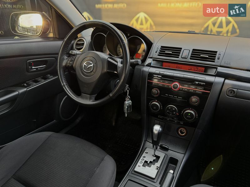Седан Mazda 3 2008 в Киеве