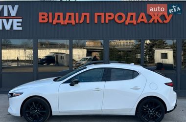 Хэтчбек Mazda 3 2024 в Киеве