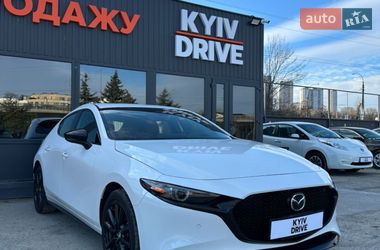 Хэтчбек Mazda 3 2024 в Киеве