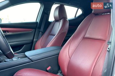 Хэтчбек Mazda 3 2024 в Киеве