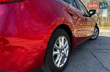 Седан Mazda 3 2016 в Запорожье