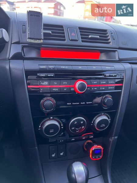 Седан Mazda 3 2008 в Киеве