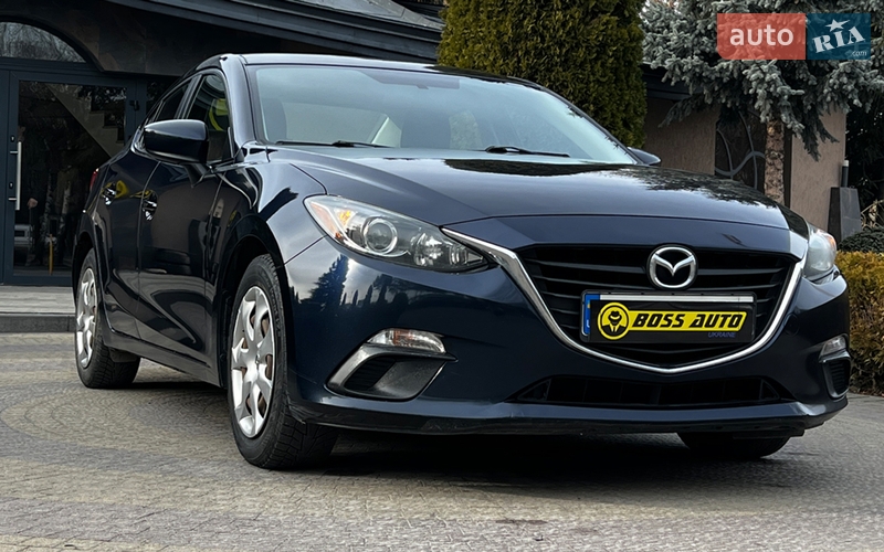 Седан Mazda 3 2015 в Львові